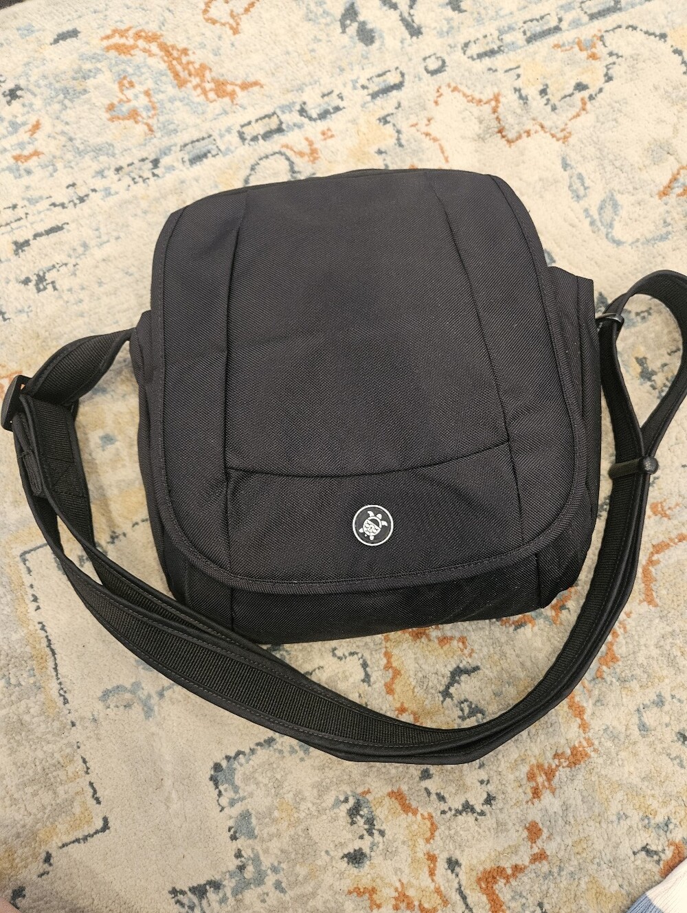 Pacsafe Metrosafe 200 Anti-Theft Shoulder Messenger Bag - Black